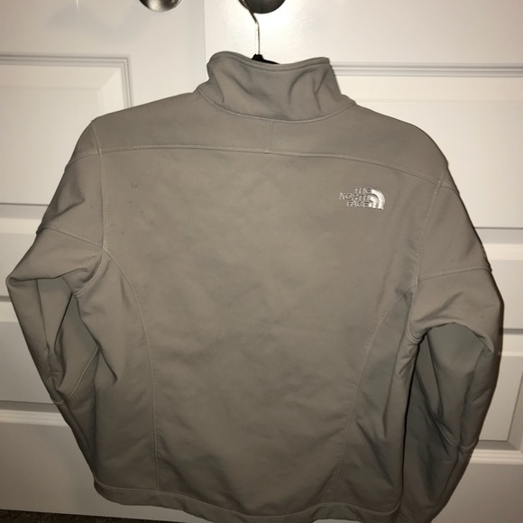 North face jacket women’s grey - Picture 3 of 4